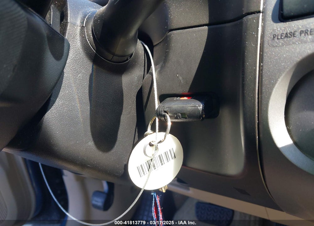 2005 TOYOTA PRIUS VIN: JTDKB20U753030961