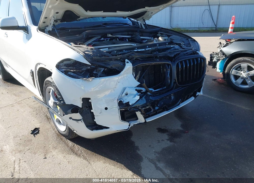 2024 BMW X5 VIN: 5UX13EU08R9U51221