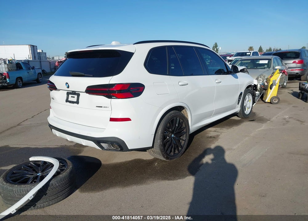 2024 BMW X5 VIN: 5UX13EU08R9U51221