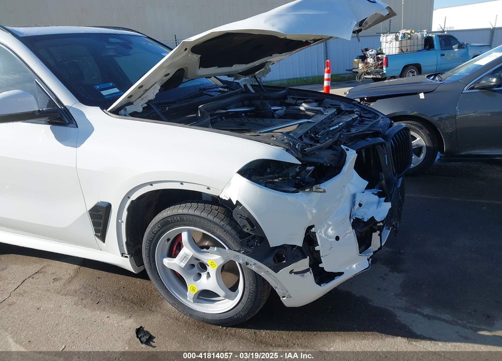 2024 BMW X5 VIN: 5UX13EU08R9U51221