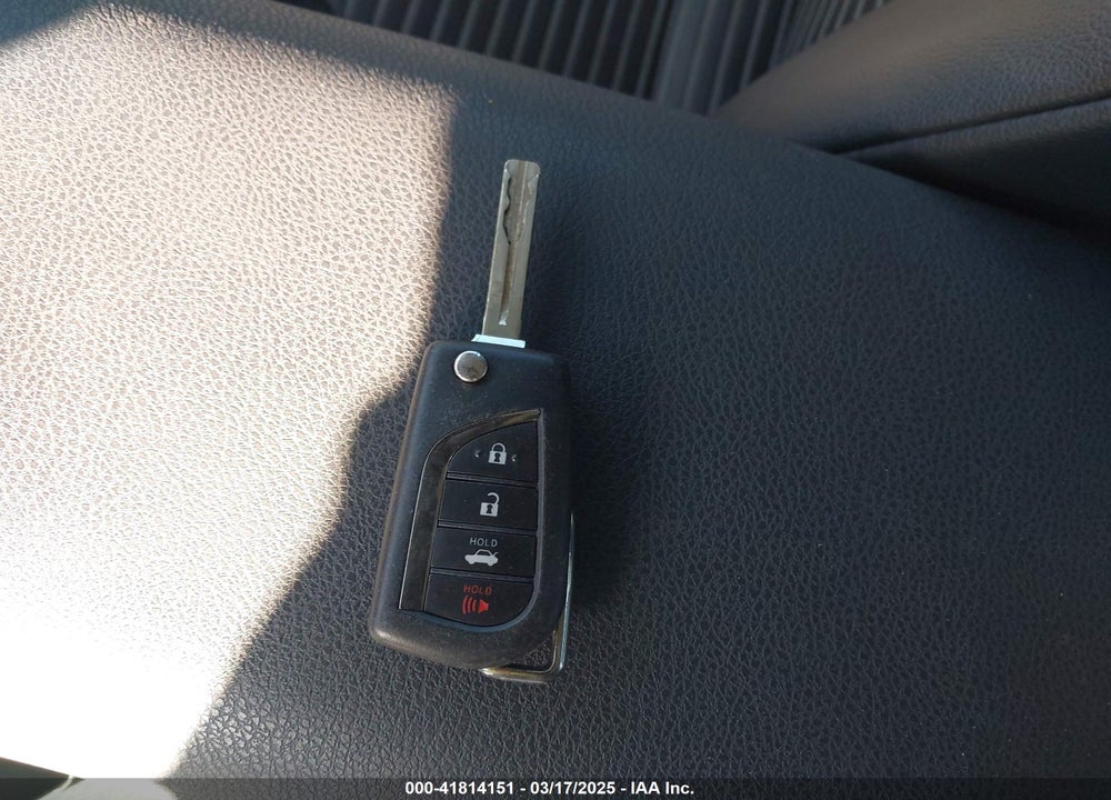 2021 TOYOTA CAMRY SE VIN: 4T1G11AKXMU443669