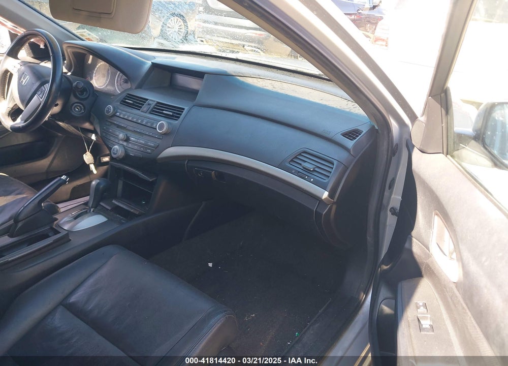 2012 HONDA ACCORD VIN: 1HGCP2F68CA009013
