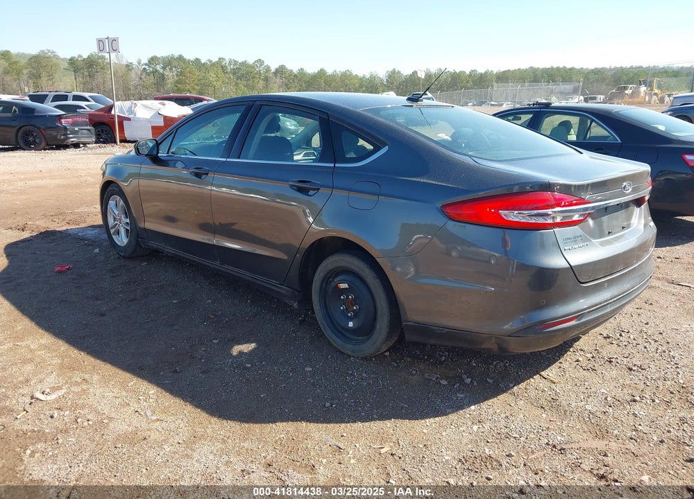 2018 FORD FUSION SE VIN: 3FA6P0HD0JR283228
