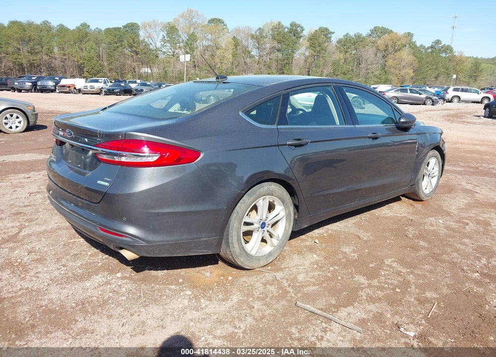 2018 FORD FUSION SE VIN: 3FA6P0HD0JR283228