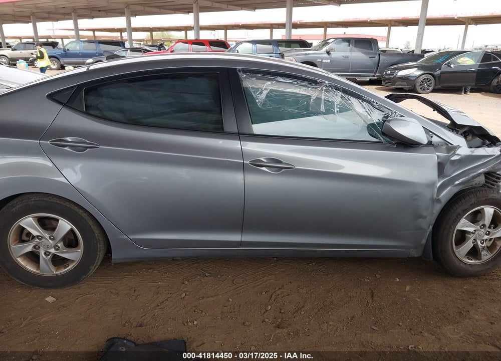2015 HYUNDAI ELANTRA SE VIN: KMHDH4AE0FU449655