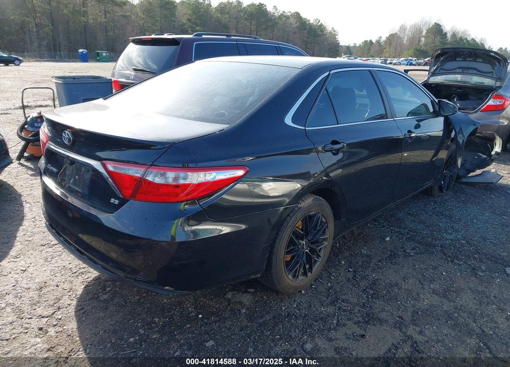 2015 TOYOTA CAMRY SE VIN: 4T1BF1FKXFU053128