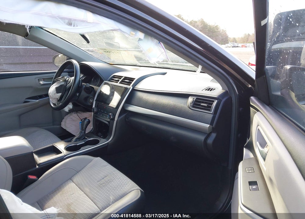 2015 TOYOTA CAMRY SE VIN: 4T1BF1FKXFU053128