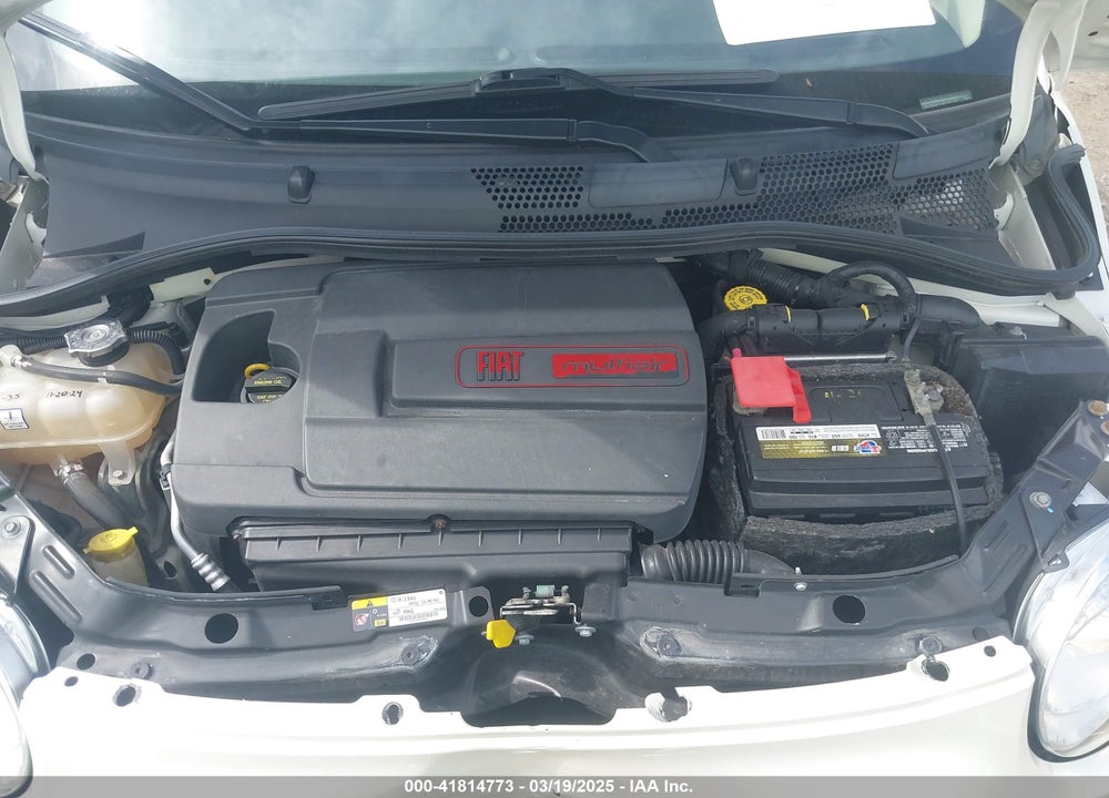2013 FIAT 500C VIN: 3C3CFFER1DT541089