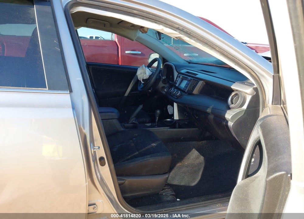 2017 TOYOTA RAV4 LE VIN: 2T3BFREV2HW672794
