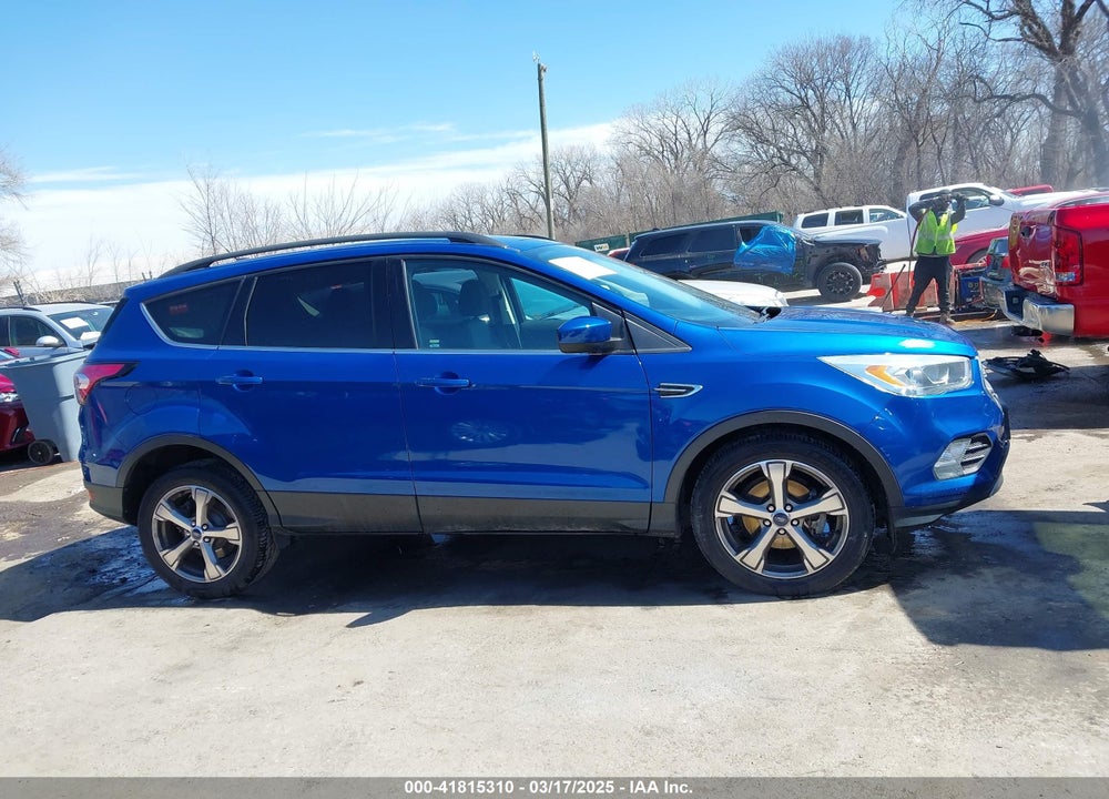 2017 FORD ESCAPE VIN: 1FMCU0GD1HUC26395