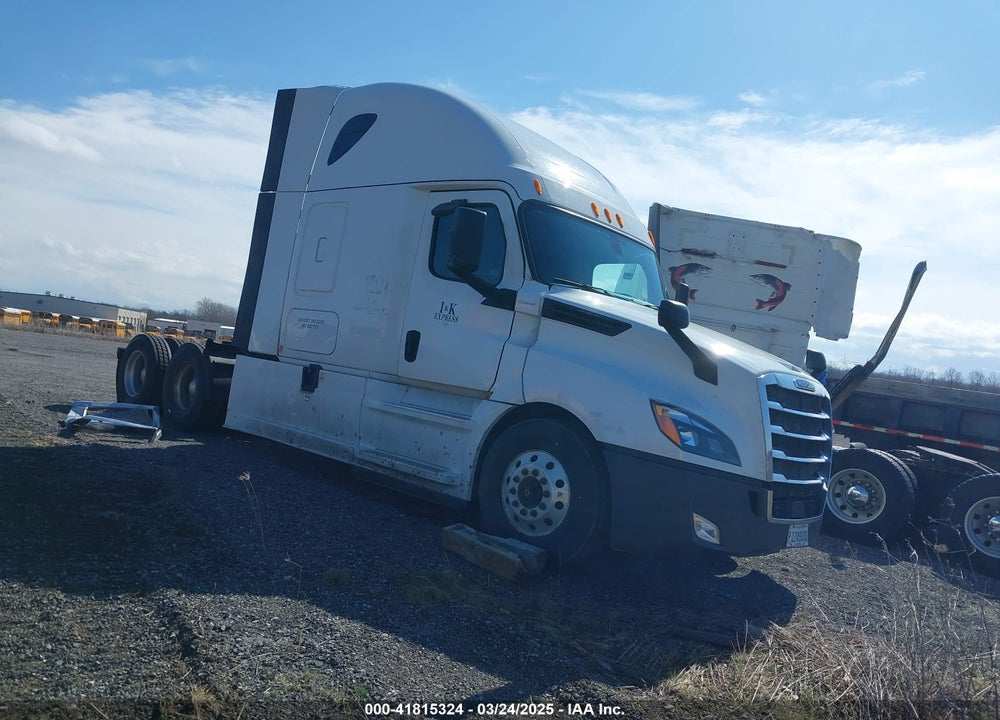 2018 FREIGHTLINER NEW CASCADIA 126 VIN: 3AKJHHDR6JSJJ0679