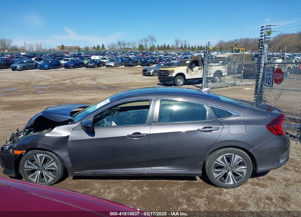 2017 HONDA CIVIC VIN: 19XFC1F36HE027554