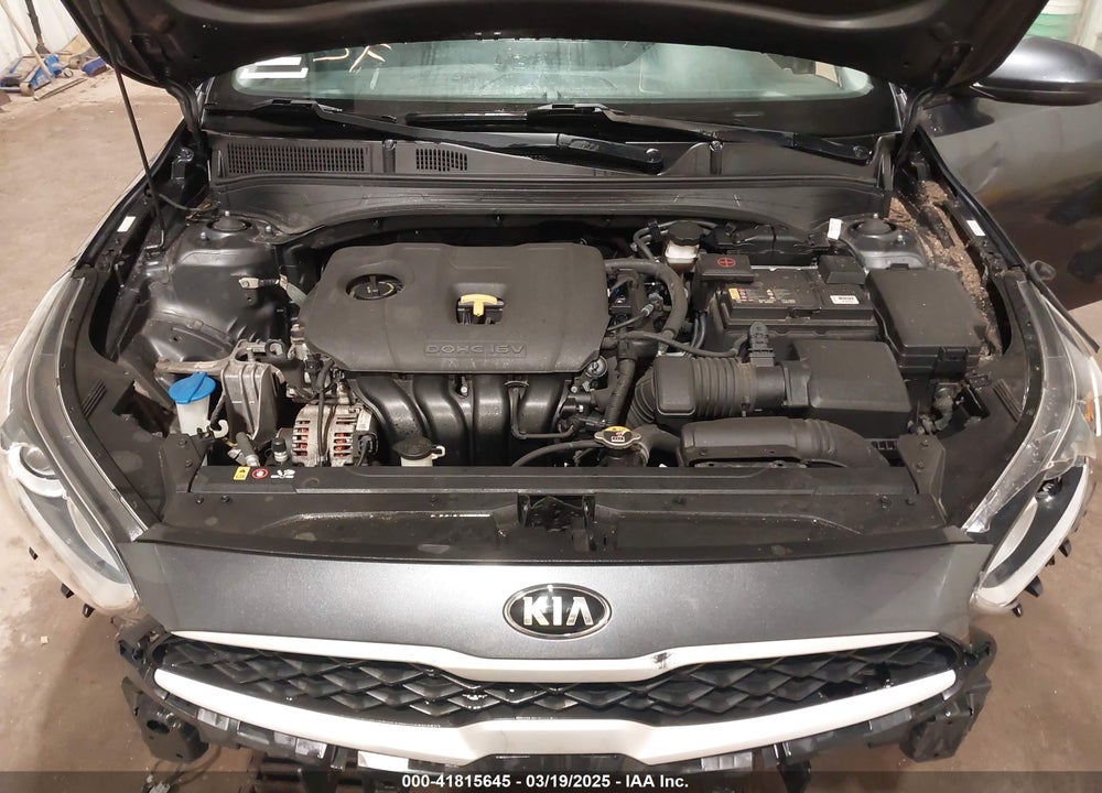 2019 KIA FORTE VIN: 3KPF24AD4KE009940