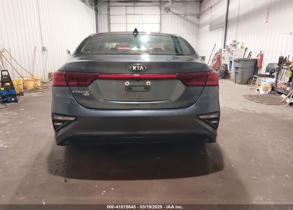 2019 KIA FORTE VIN: 3KPF24AD4KE009940