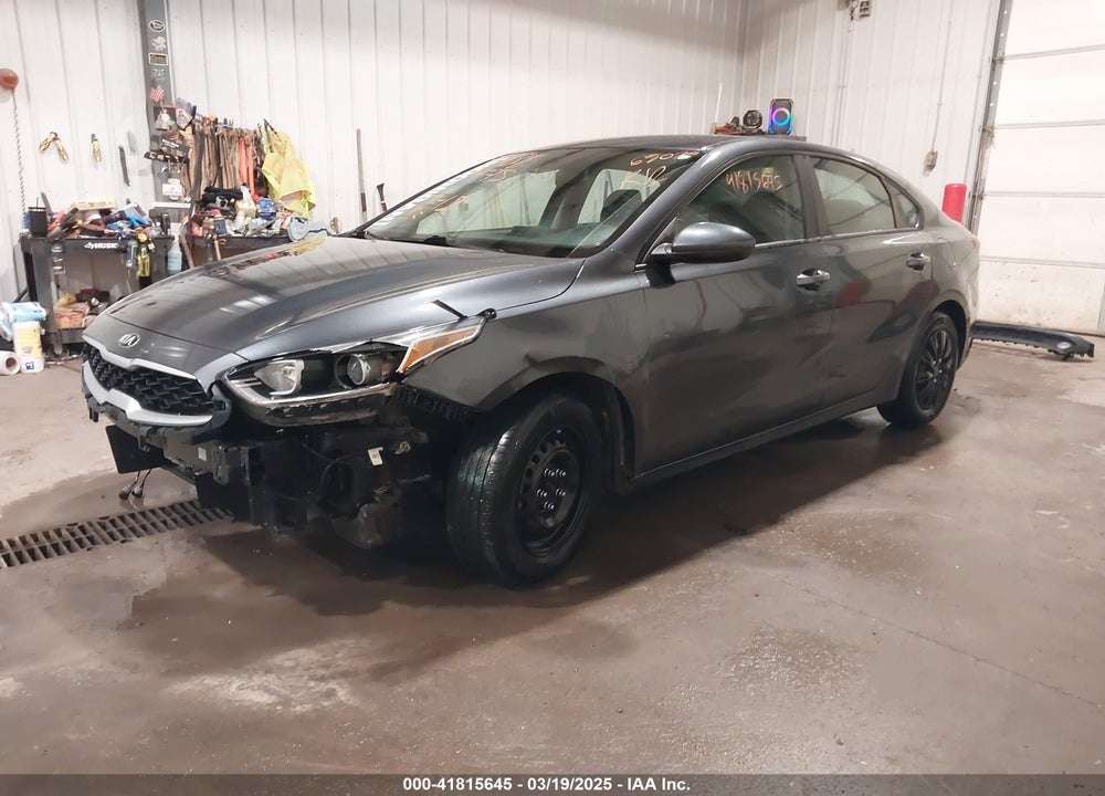 2019 KIA FORTE VIN: 3KPF24AD4KE009940