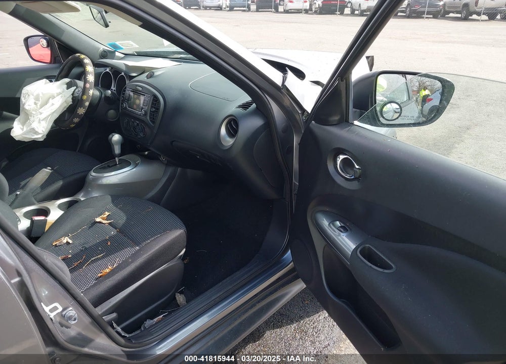 2015 NISSAN JUKE S VIN: JN8AF5MVXFT553675