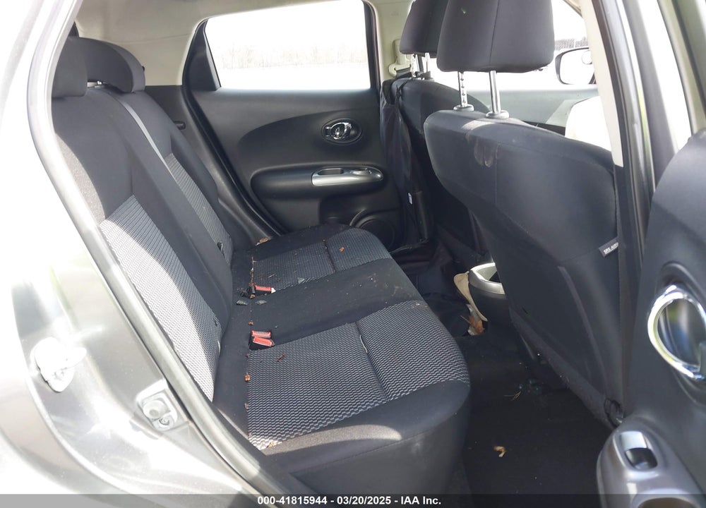 2015 NISSAN JUKE S VIN: JN8AF5MVXFT553675