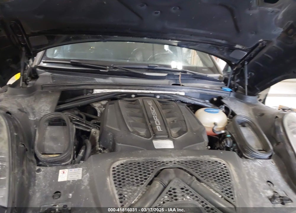 2017 PORSCHE MACAN GTS VIN: WP1AG2A52HLB52375