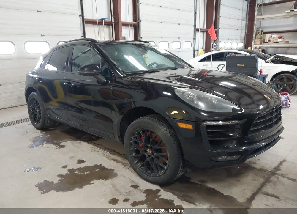 2017 PORSCHE MACAN GTS VIN: WP1AG2A52HLB52375