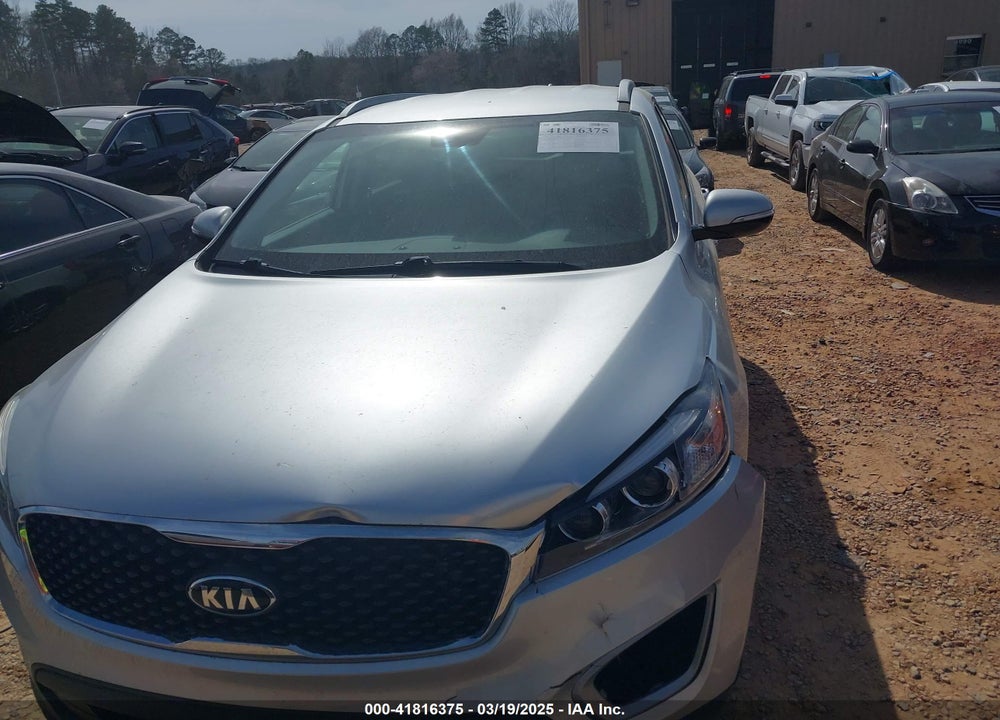2018 KIA SORENTO VIN: 5XYPG4A33JG417196