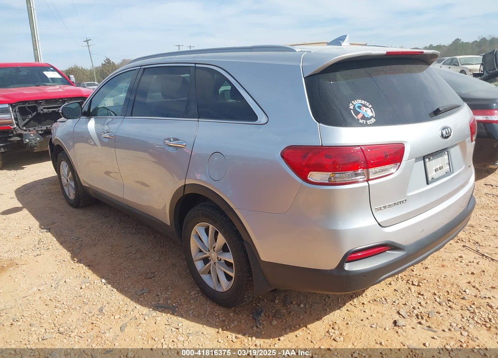 2018 KIA SORENTO VIN: 5XYPG4A33JG417196