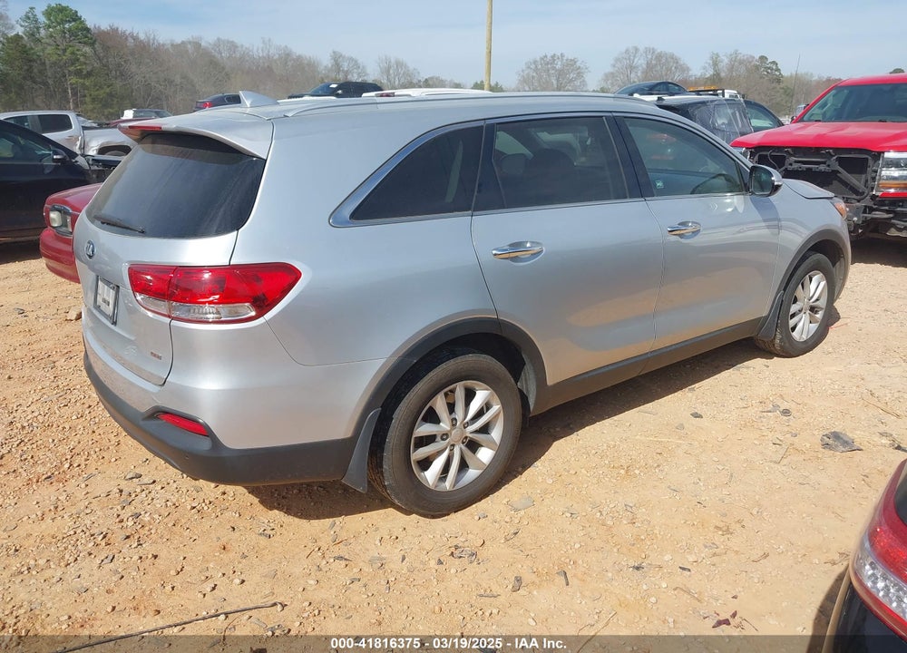2018 KIA SORENTO VIN: 5XYPG4A33JG417196