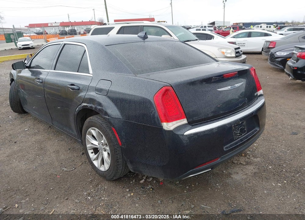 2015 CHRYSLER 300 LIMITED VIN: 2C3CCAAG4FH864211