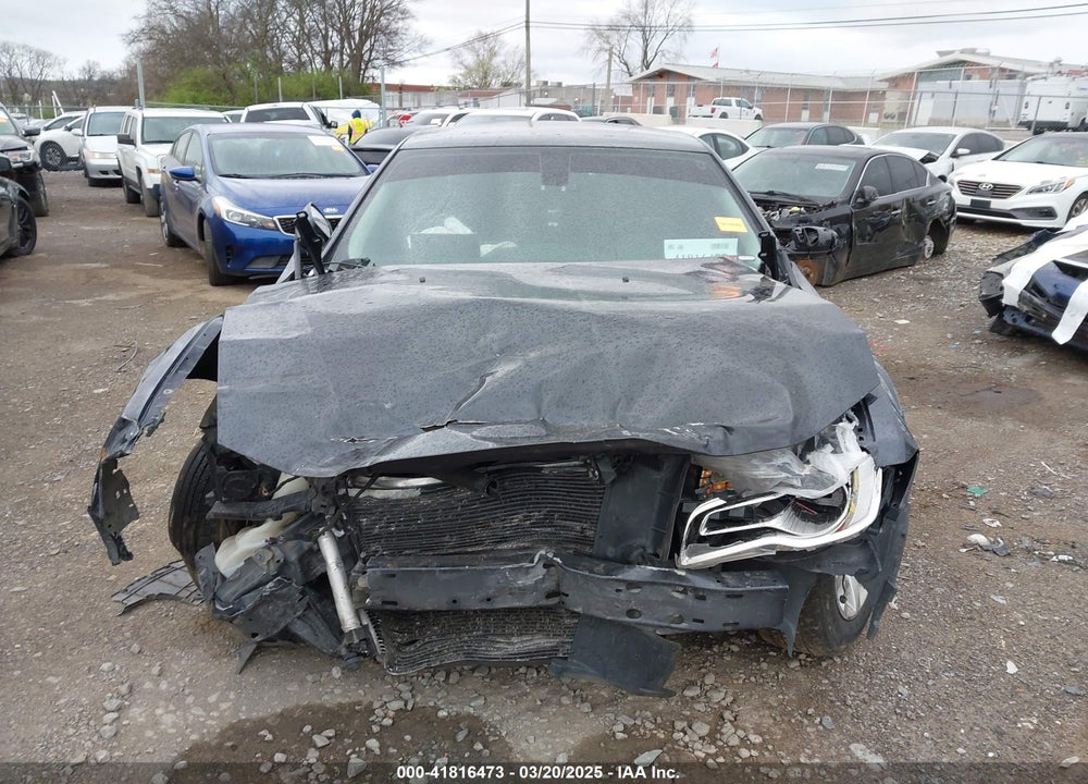 2015 CHRYSLER 300 LIMITED VIN: 2C3CCAAG4FH864211