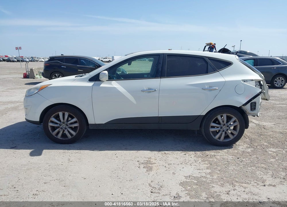 2012 HYUNDAI TUCSON LIMITED VIN: KM8JU3AC8CU485919