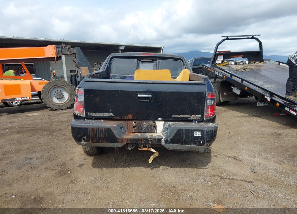 2014 HONDA RIDGELINE SPORT VIN: 5FPYK1F79EB009674