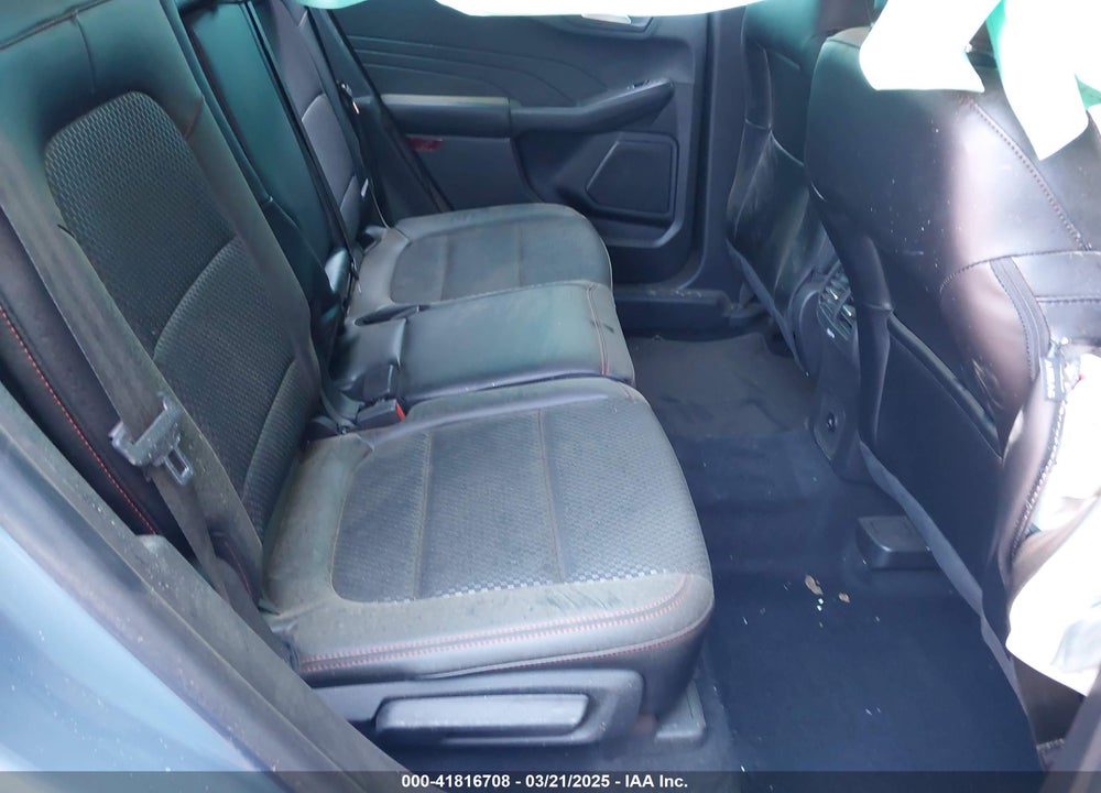 2024 FORD ESCAPE ST LINE VIN: 1FMCU0MN8RUB62029