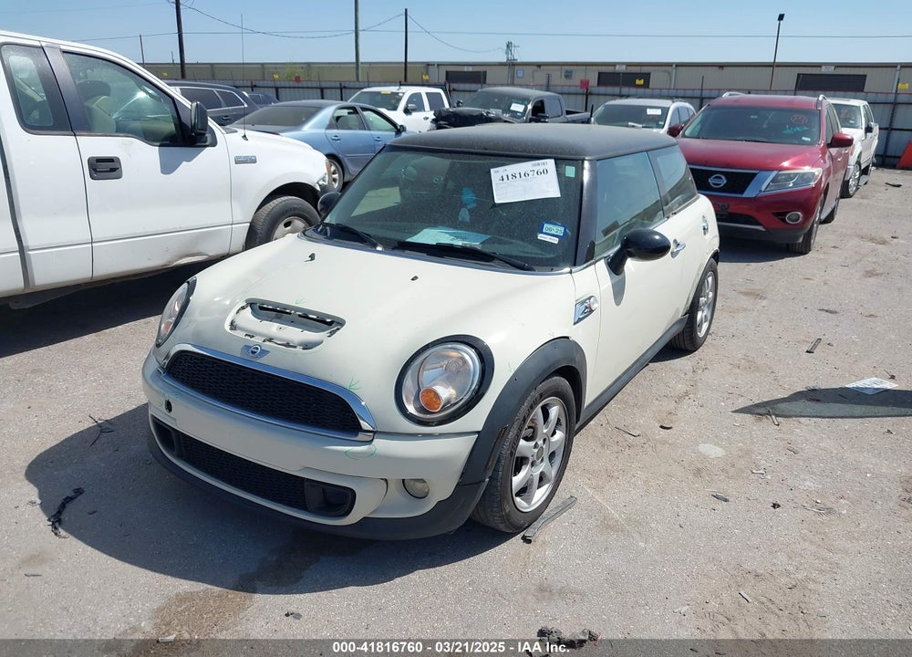 2013 MINI HARDTOP COOPER S VIN: WMWSV3C51DT390742