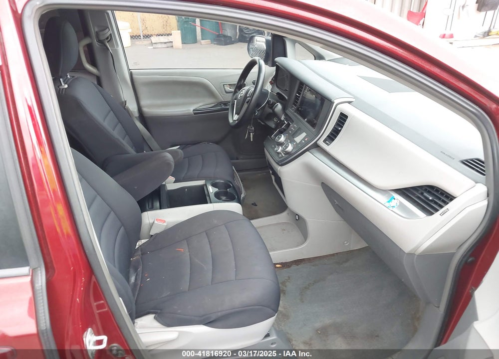 2015 TOYOTA SIENNA VIN: 5TDKK3DC5FS539082