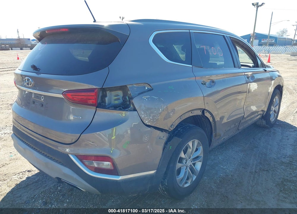 2019 HYUNDAI SANTA FE VIN: 5NMS2CAD0KH117649