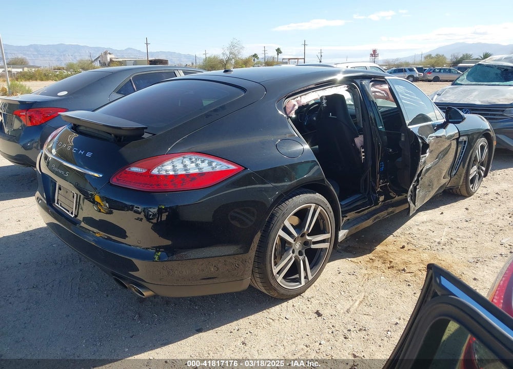 2013 PORSCHE PANAMERA VIN: WP0AB2A70DL060337