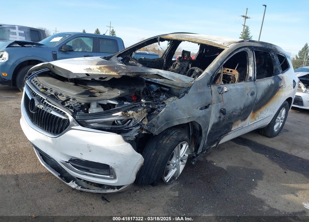 2020 BUICK ENCLAVE AWD ESSENCE VIN: 5GAEVAKW6LJ221083