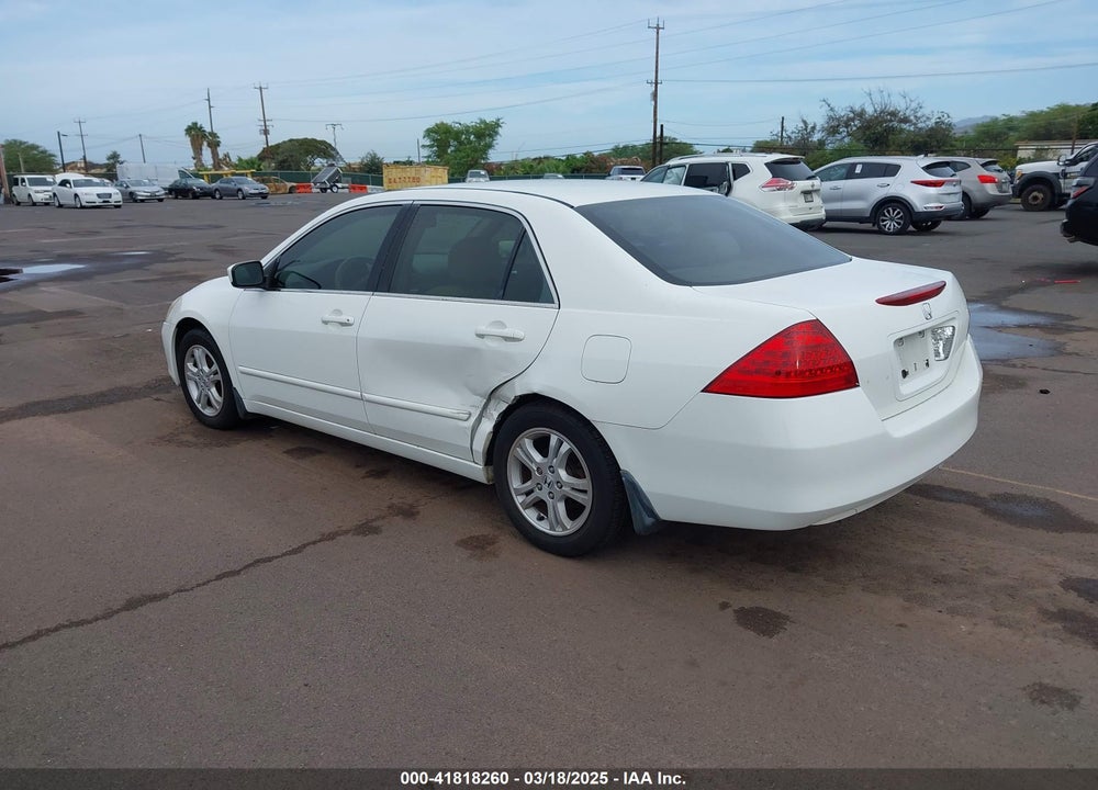 2007 HONDA ACCORD 2.4 SE VIN: JHMCM56377C020690