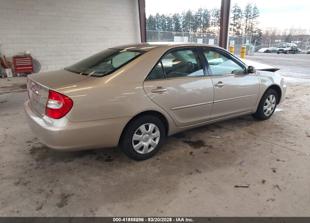2004 TOYOTA CAMRY LE VIN: 4T1BE32K04U925558