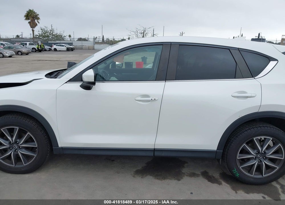 2018 MAZDA CX-5 VIN: JM3KFBCM8J0440607