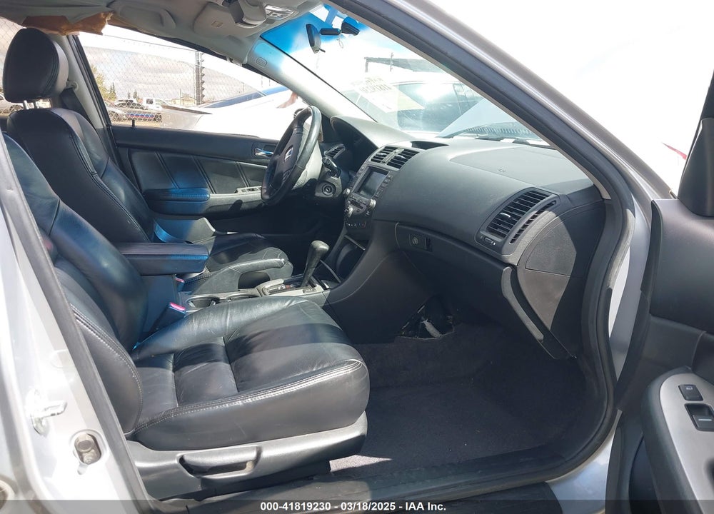 2005 HONDA ACCORD VIN: 1HGCM56775A166411