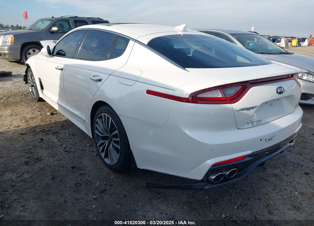 2018 KIA STINGER PREMIUM VIN: KNAE25LA8J6024849