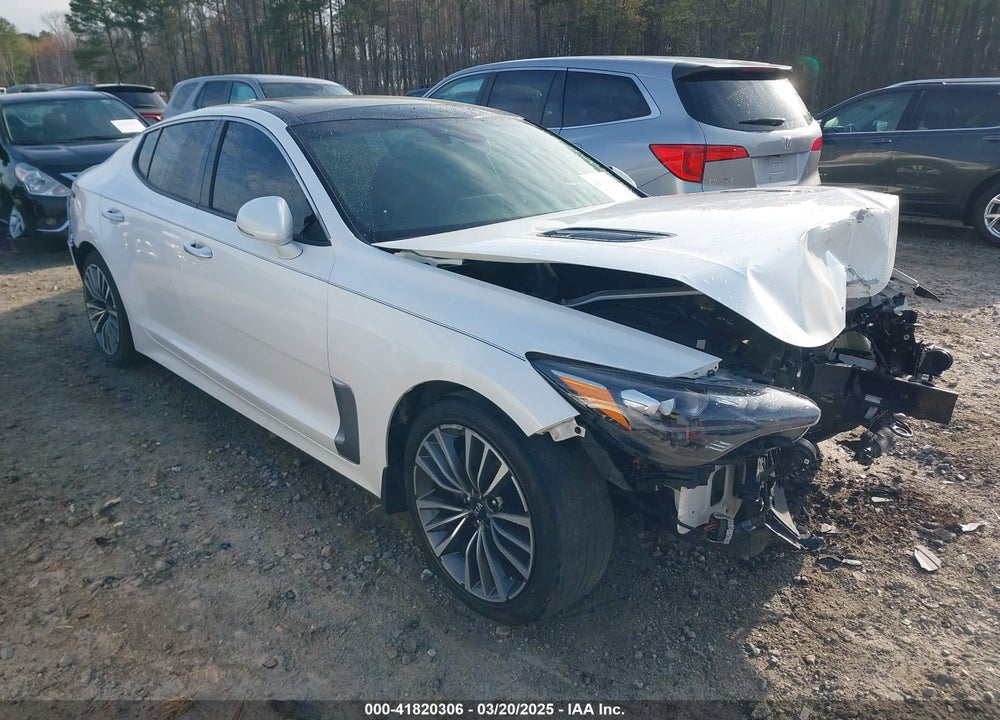 2018 KIA STINGER PREMIUM VIN: KNAE25LA8J6024849