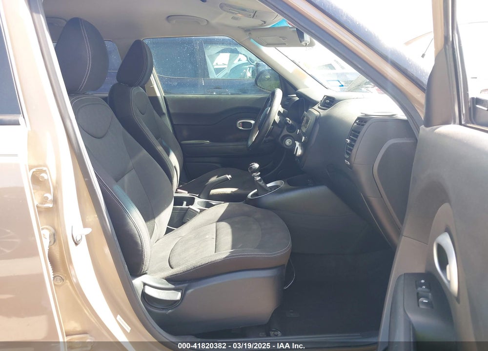 2015 KIA SOUL VIN: KNDJN2A2XF7172554