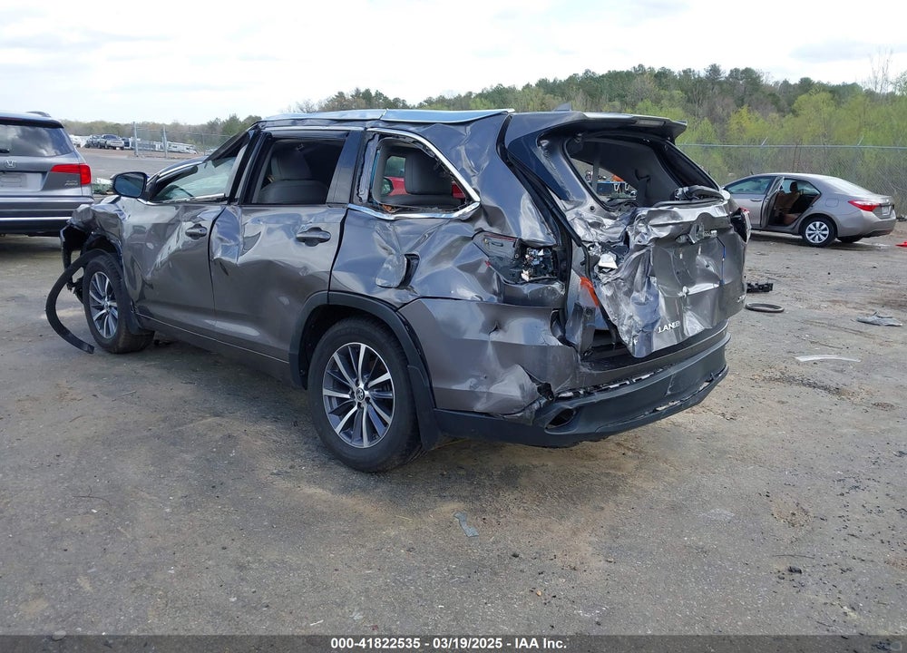 2017 TOYOTA HIGHLANDER VIN: 5TDJZRFH9HS522386