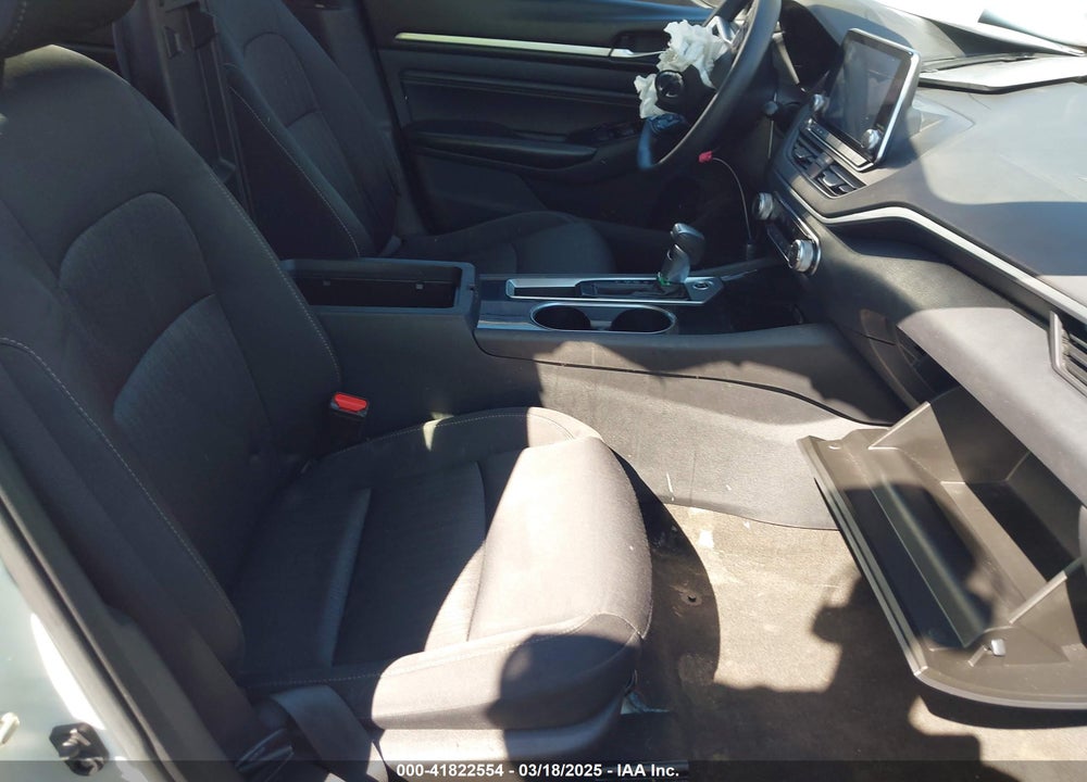 2021 NISSAN ALTIMA SV FWD VIN: 1N4BL4DV3MN417057