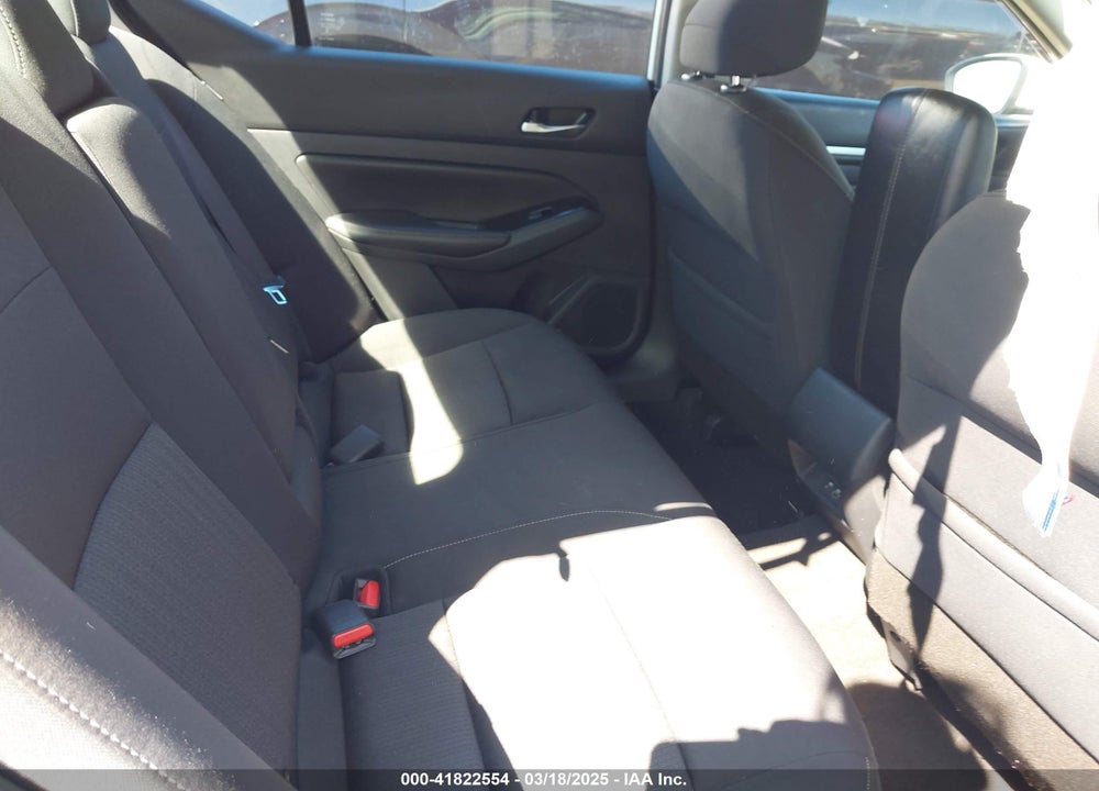 2021 NISSAN ALTIMA SV FWD VIN: 1N4BL4DV3MN417057