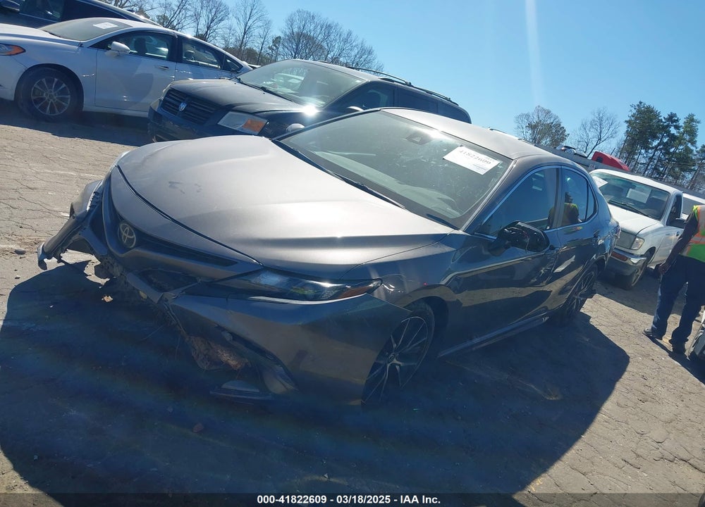 2021 TOYOTA CAMRY VIN: 4T1T11AK6MU562091