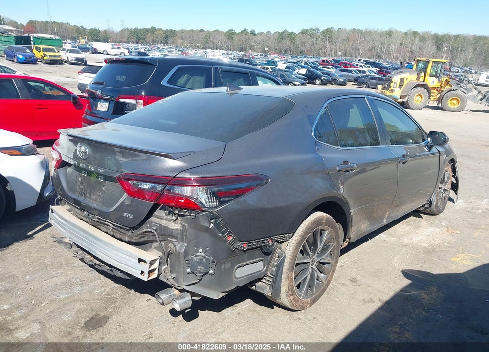 2021 TOYOTA CAMRY VIN: 4T1T11AK6MU562091