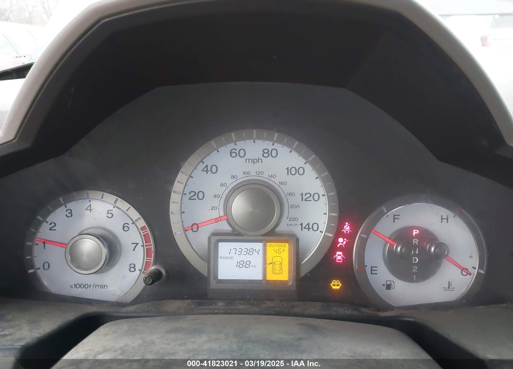 2011 HONDA PILOT EX-L VIN: 5FNYF4H61BB010963