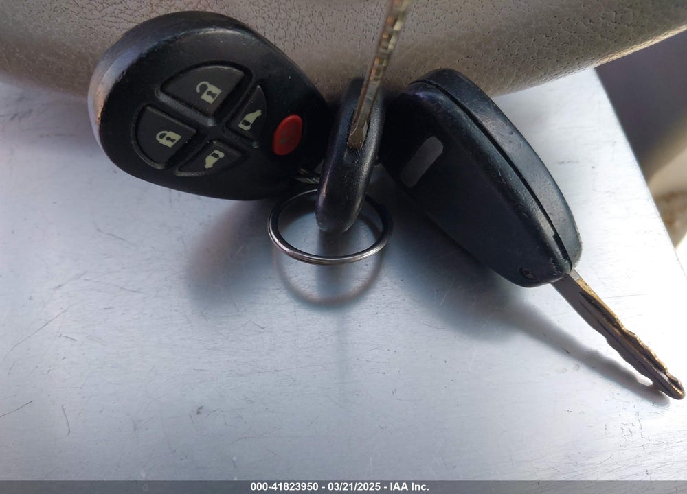 2011 TOYOTA SIENNA VIN: 5TDKK3DC9BS042370